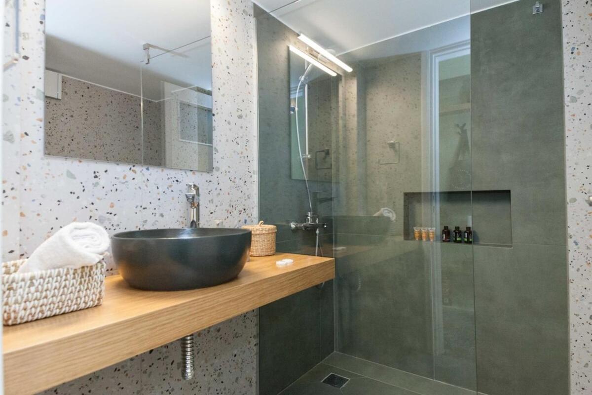 Pagrati Urban Oasis Getaway 2Bd Apt With Balcony 雅典 外观 照片
